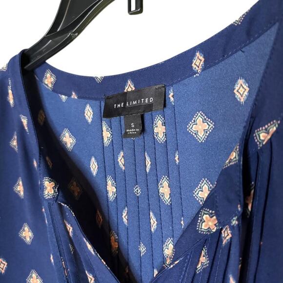 The Limited Blue Paisley Boho Blouse Shoulder Cut Outs and Tie Neck - Picture 4 of 7